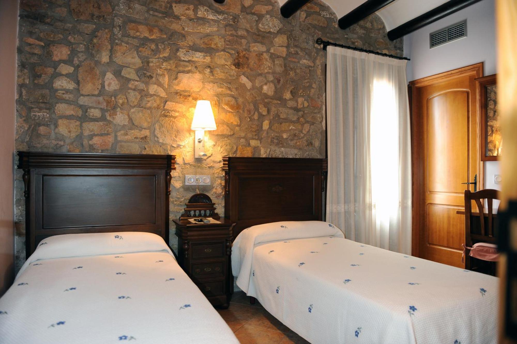 Hotel Restaurant Verdia Sueras 외부 사진